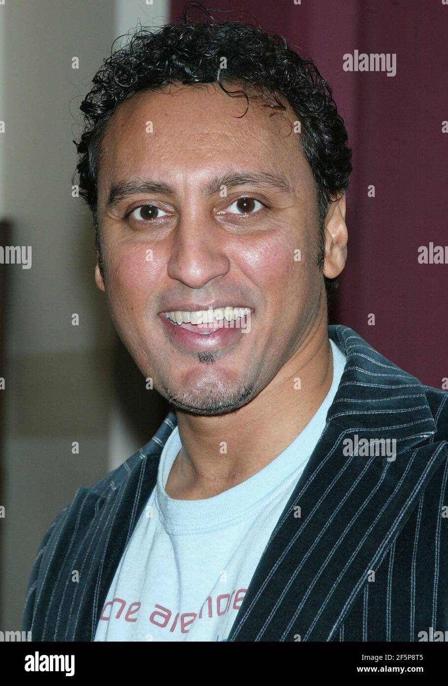NEW YORK, NY – OCTOBER 29: Aasif Mandvi arrives for the Fifth LAByrinth