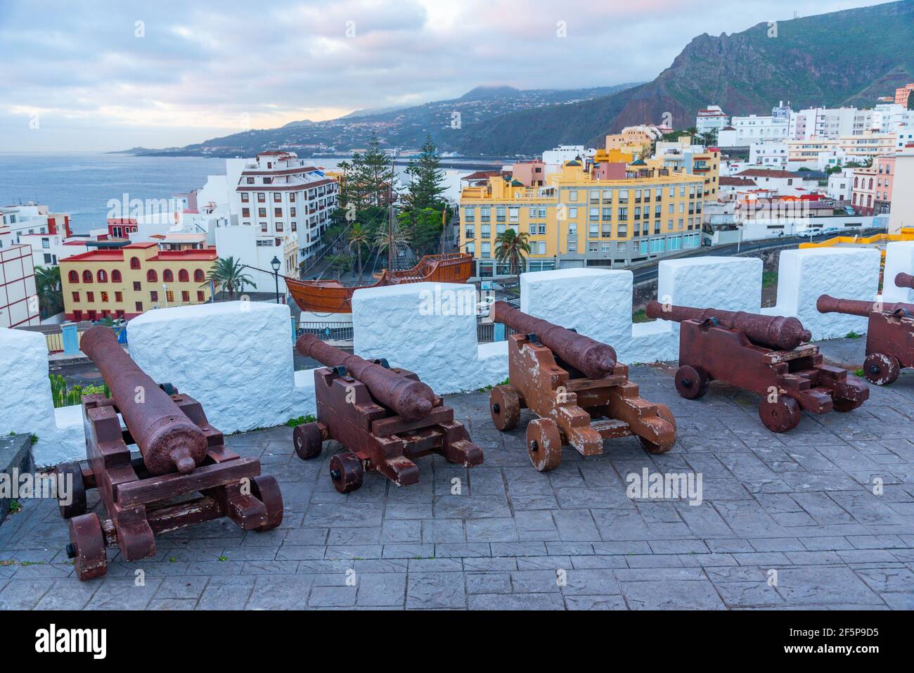 castillo-de-la-virgen-castle-at-santa-cruz-de-la-palma-canary-islands