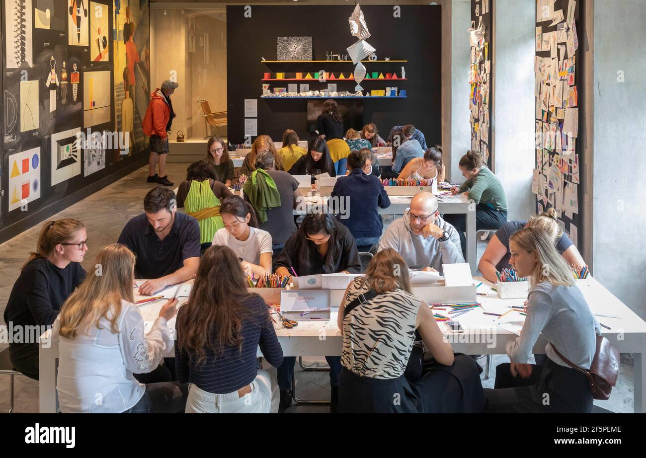 The Danish Museum of Art and Design in Copenhagen, Visitors at creative