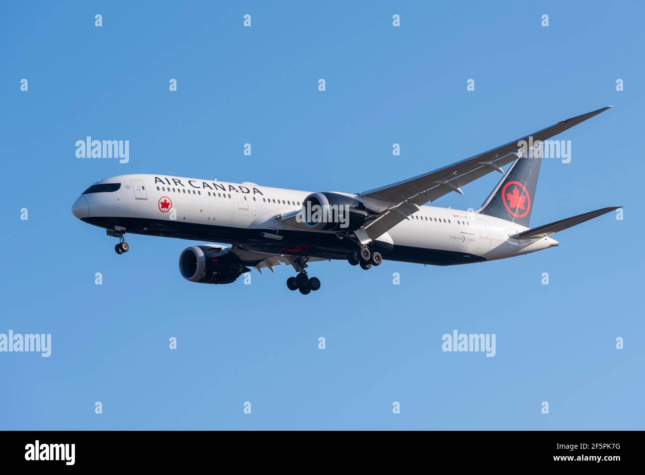 Initiative century Many dangerous situations Air canada 787 9 in flight hi-res stock photography and images - Alamy
