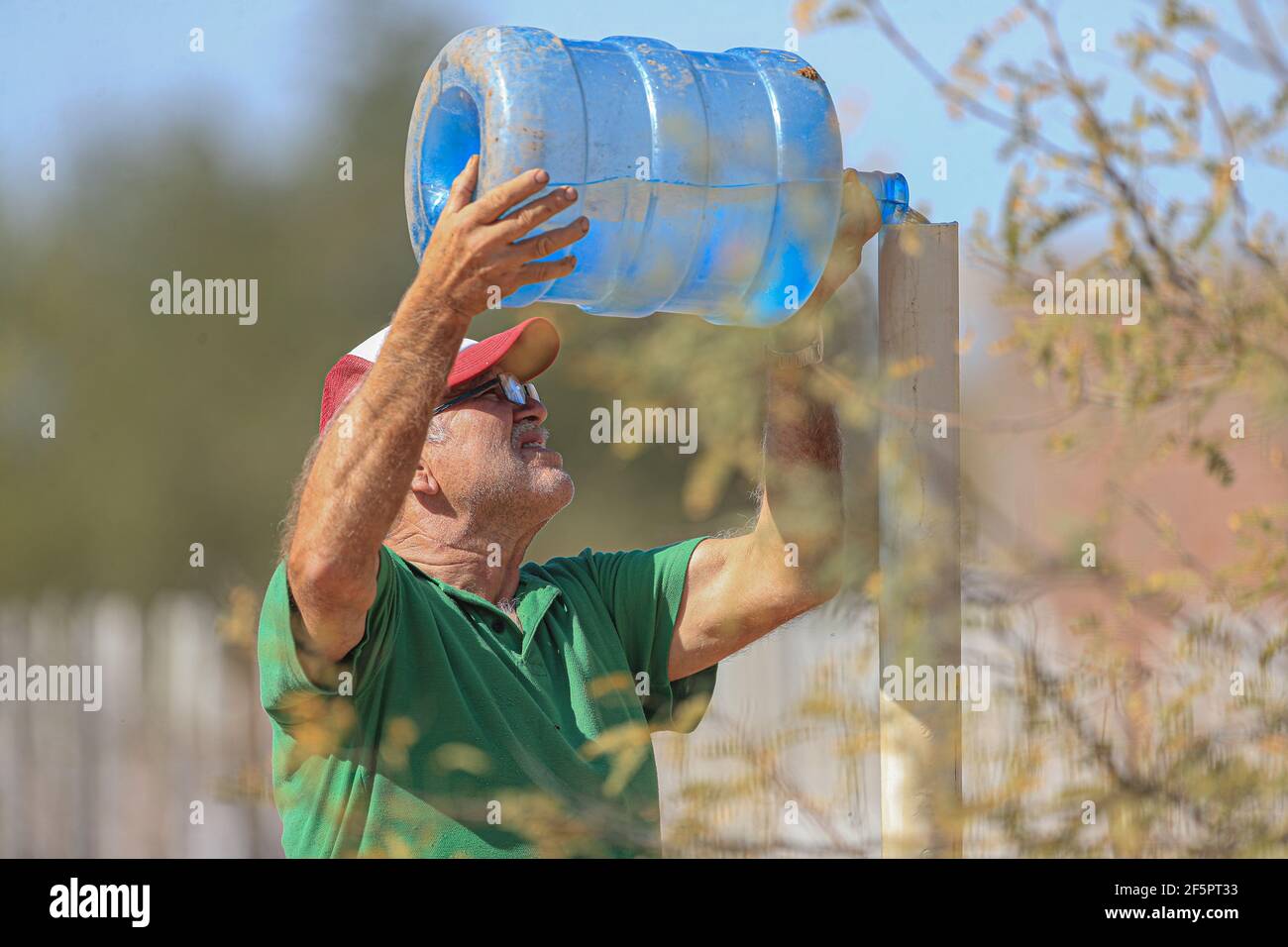 Sistema de siembra hi-res stock photography and images - Alamy