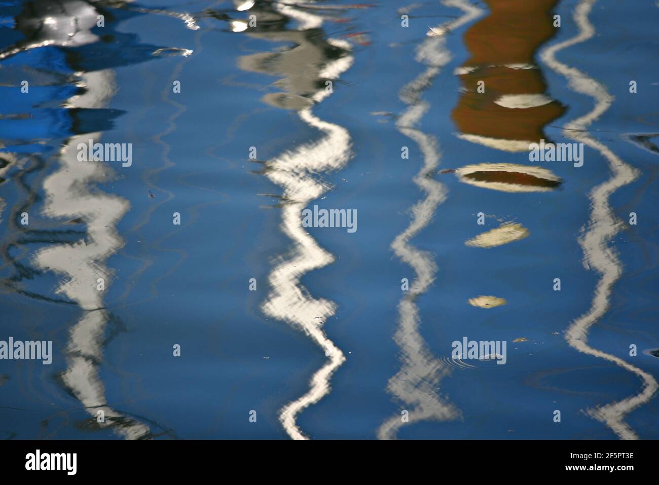 Grey waves water painting hi-res stock photography and images - Alamy