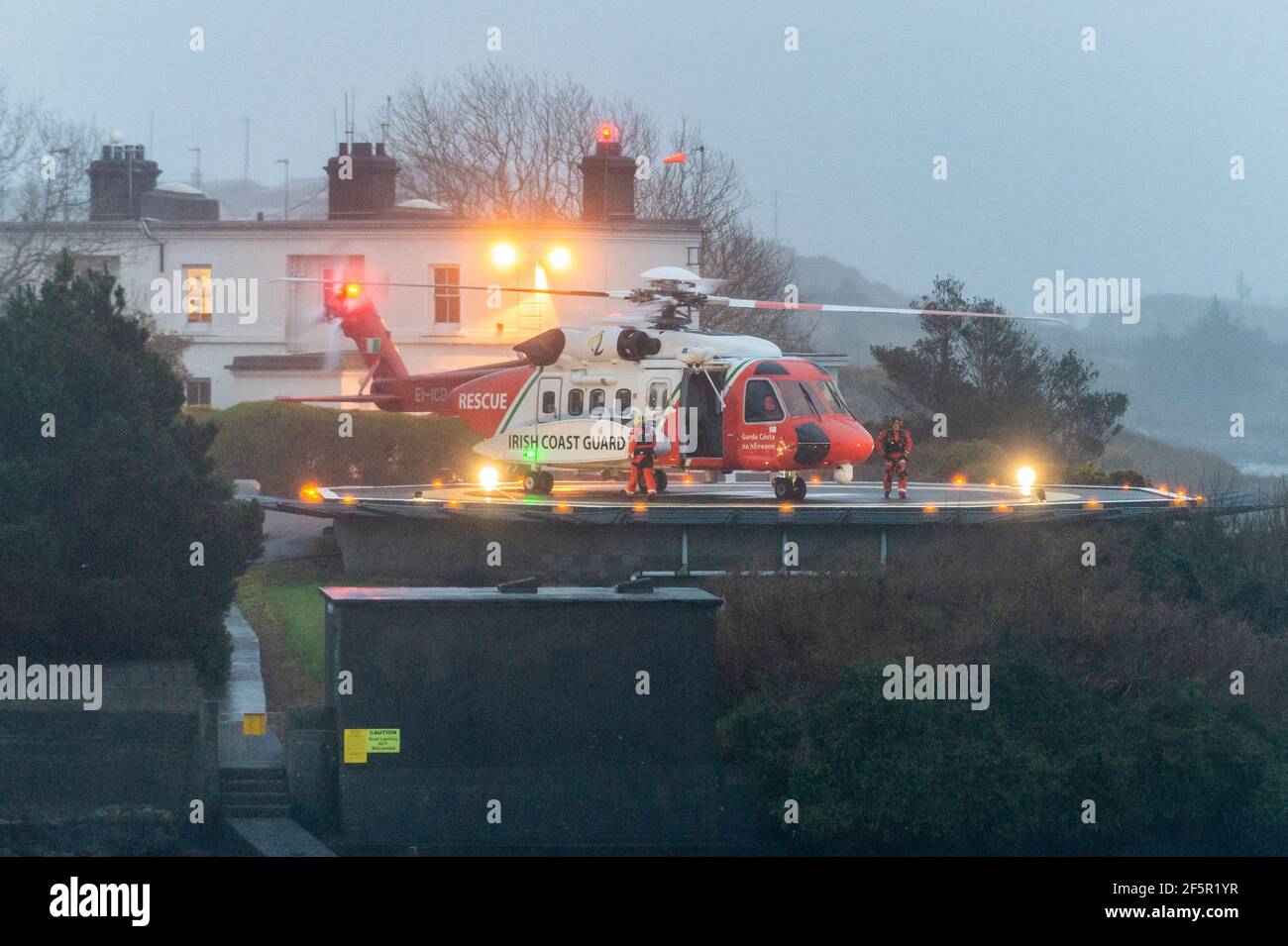 rescue-115-helicopter-hi-res-stock-photography-and-images-alamy