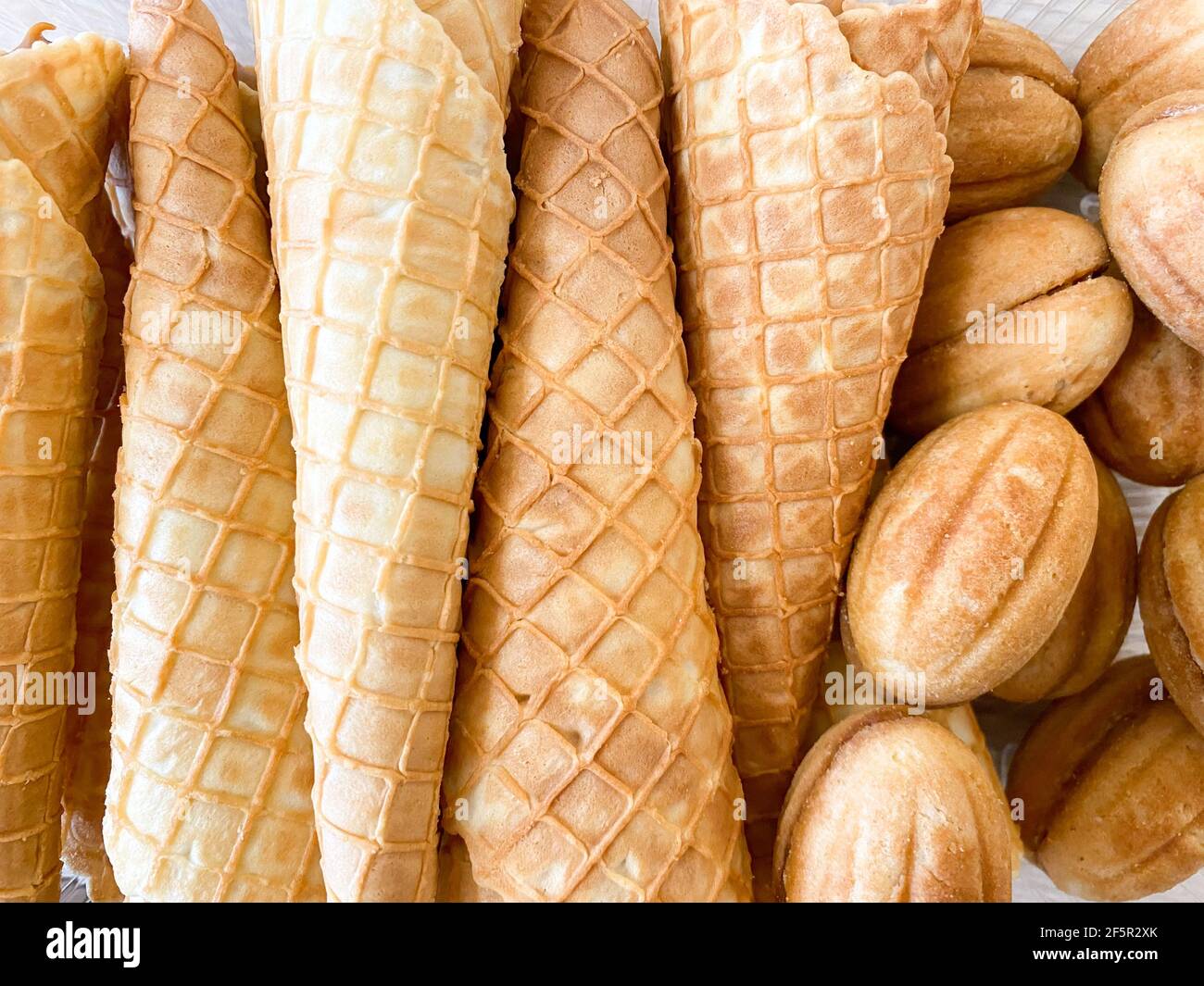 Wafer bakery hi-res stock photography and images - Alamy
