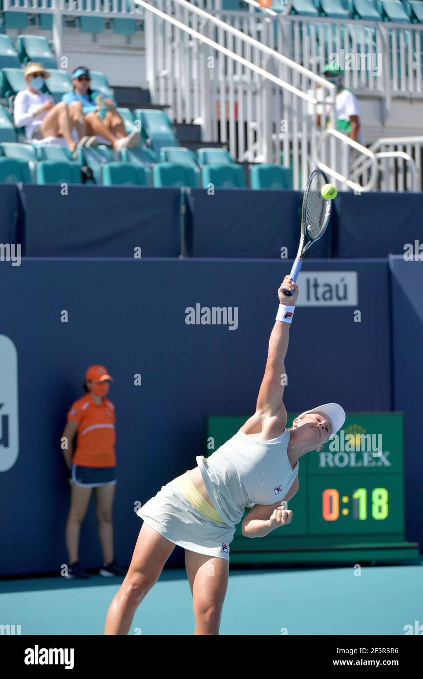 Miami Gardens, FL, USA. 27th Mar, 2021. Number 1 womans player in the world Ashleigh Barty defeats Jelena Osapeko (LAT) on day 6 of the Miami Open on March 27, 2021 at Hard Rock Stadium in Miami Gardens, Florida People: Ashleigh Barty Credit: Hoo Me/Media Punch/Alamy Live News Stock Photo