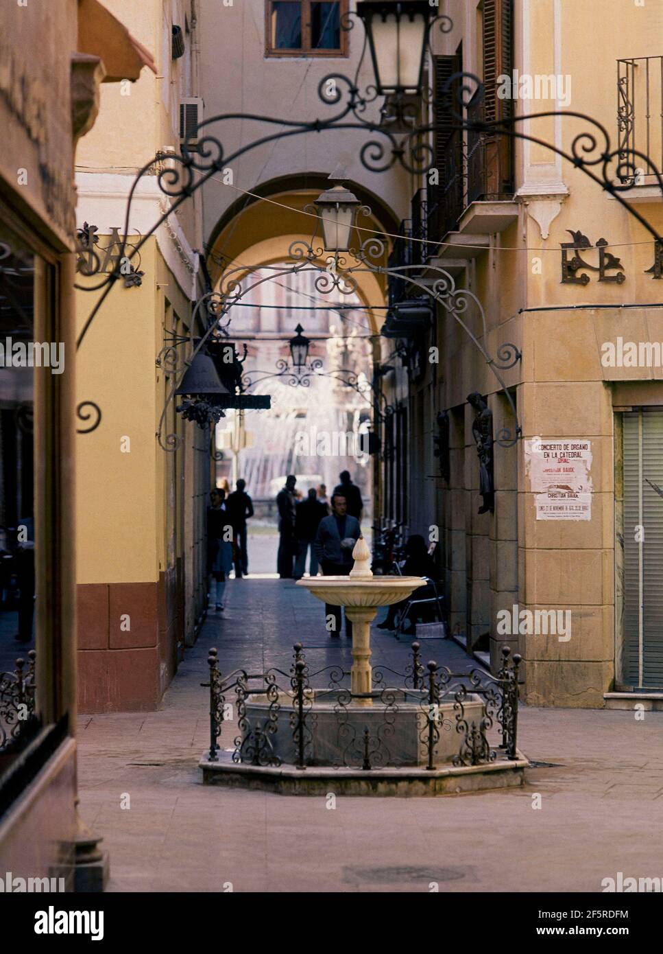 Pasaje chinitas malaga hires stock photography and images Alamy