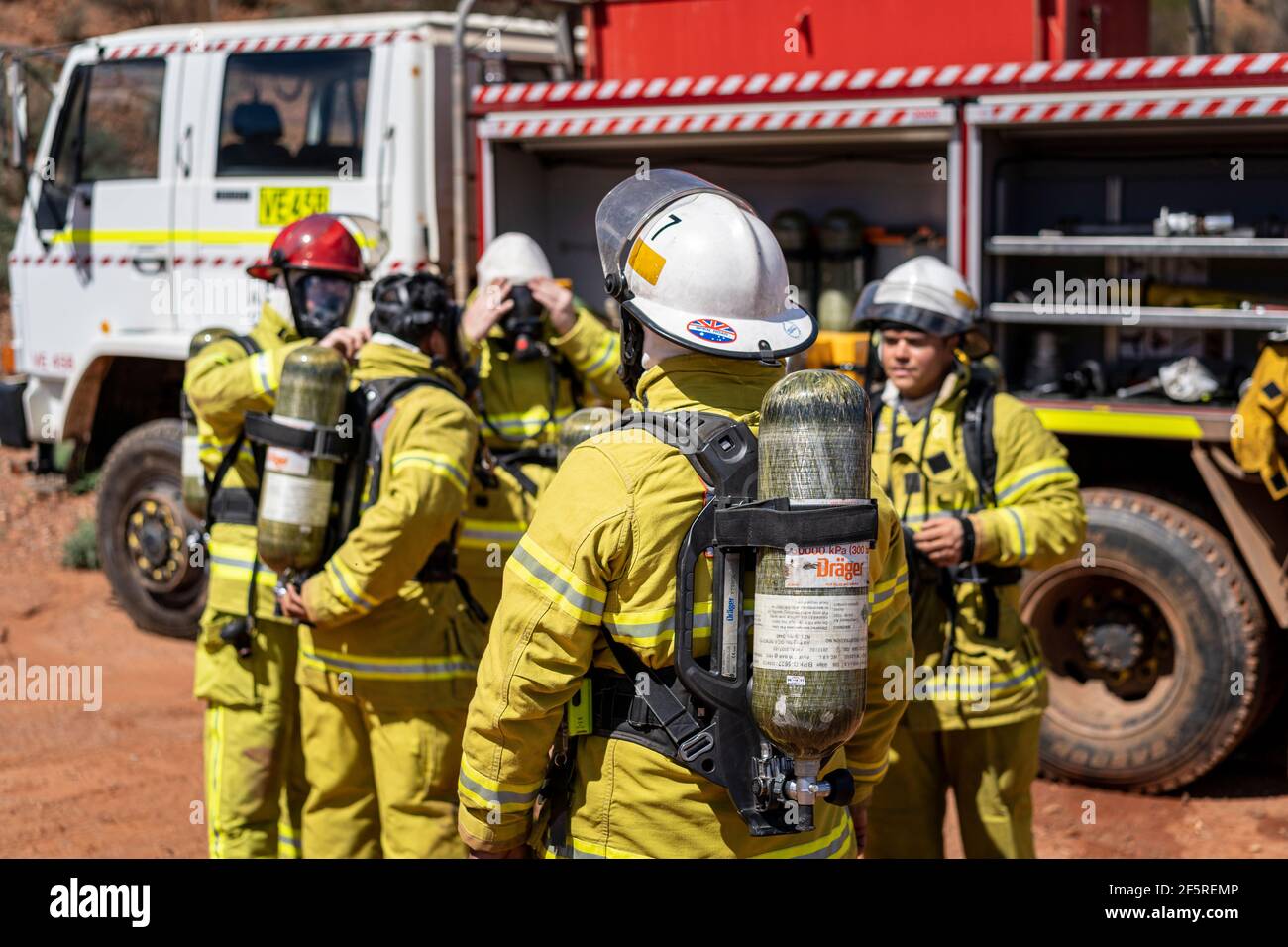 Mine rescue breathing apparatus hires stock photography and images Alamy