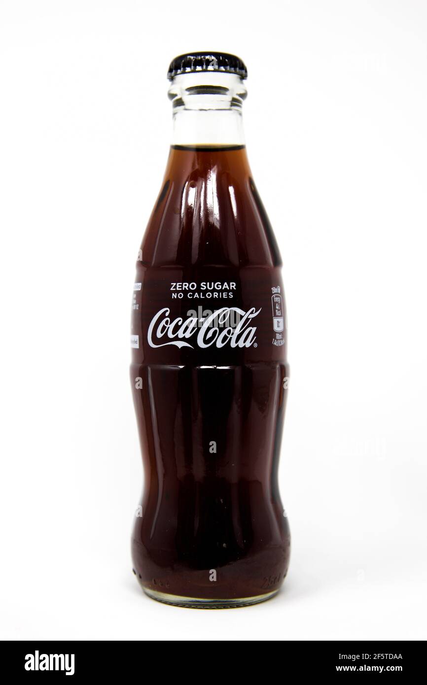 Coke zero glass bottle hi-res stock photography and images - Alamy