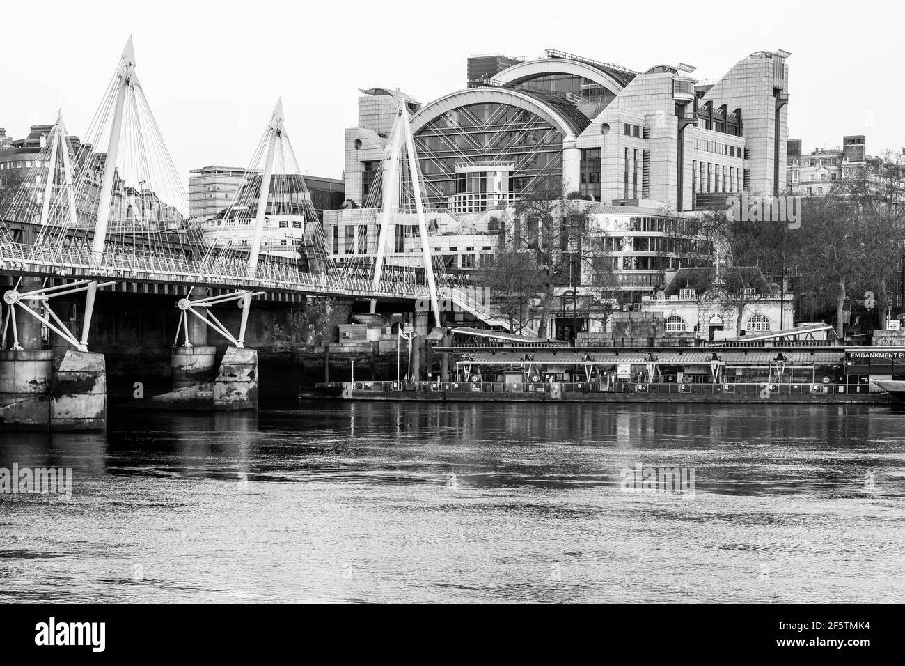 Oxo building river thames Black and White Stock Photos & Images - Alamy