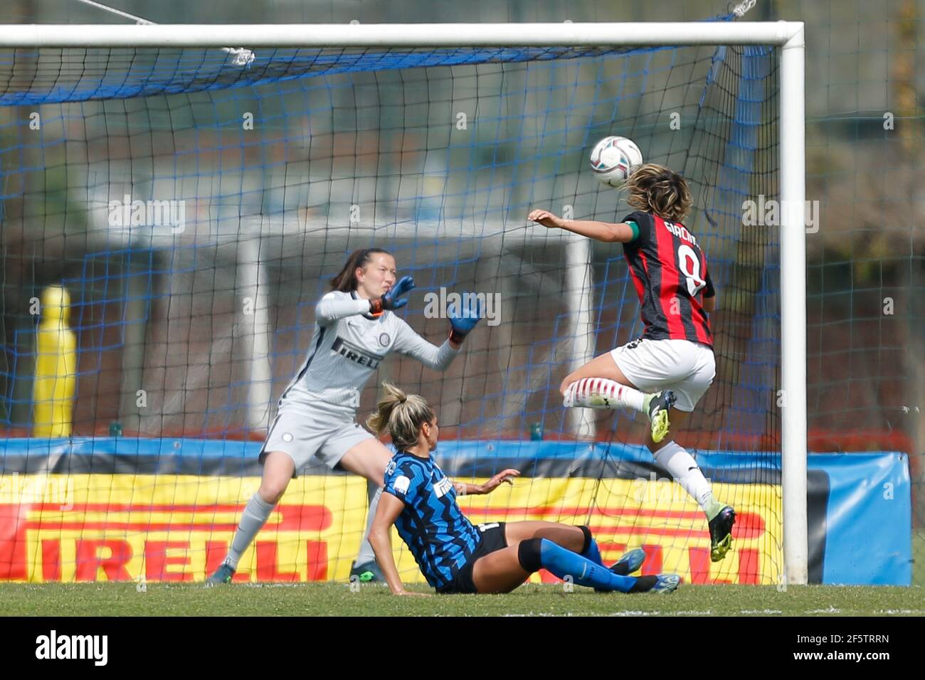 Katja Schroffenegger (ACF Fiorentina Femminile) during AC Milan vs ACF  Fiorentina femminile, Italian footba - Photo .LiveMedia/Francesco  Scaccianoce Stock Photo - Alamy