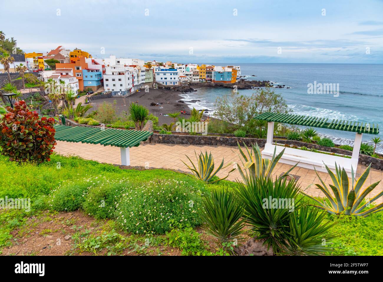 House of jimenez hi-res stock photography and images - Page 3 - Alamy