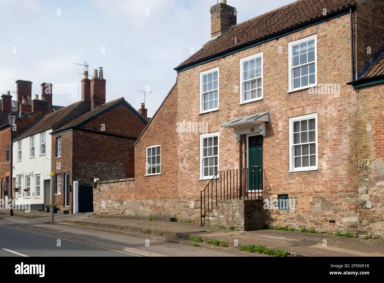 Around Berkeley, a small Gloucestershire town. Red brick houses on