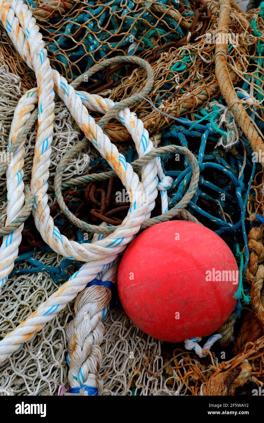 Net rigging hi-res stock photography and images - Alamy
