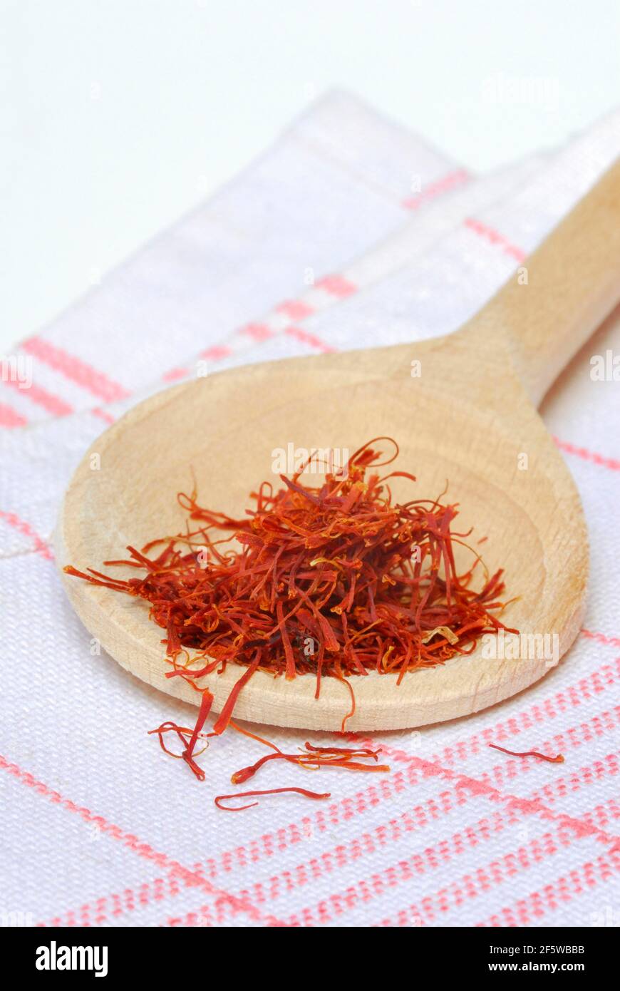 Saffron (Crocus sativus), threads Stock Photo Alamy