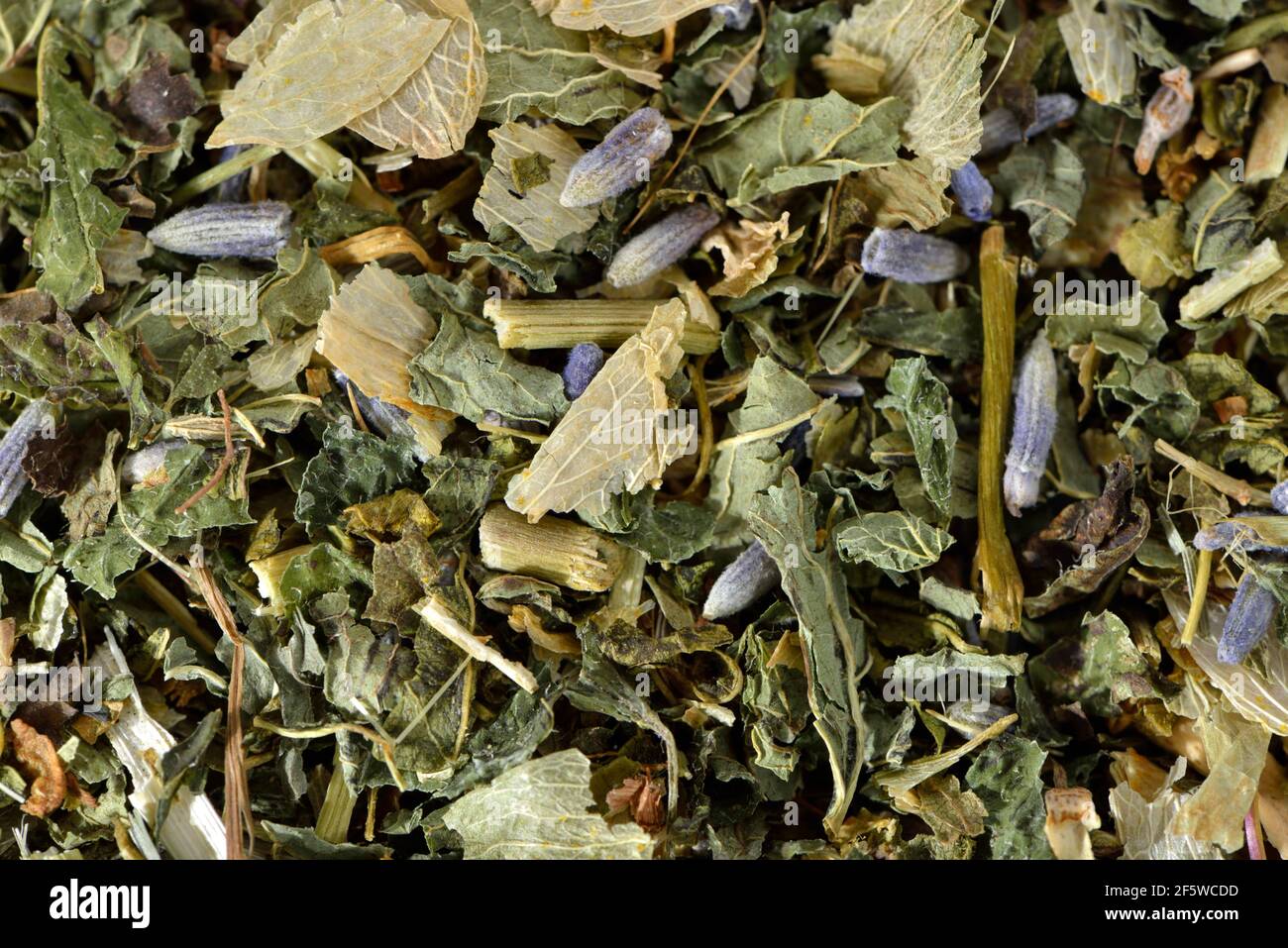 Nervous (Passiflora incarnata) and calming tea, lemon balm leaves (Lemon balm officinalis) lemon