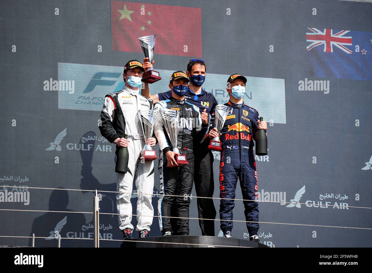 International Racing Team Zhou Guanyu (chn), UNI-Virtuosi Racing, Dallara F2, Ticktum Dan (gbr ...