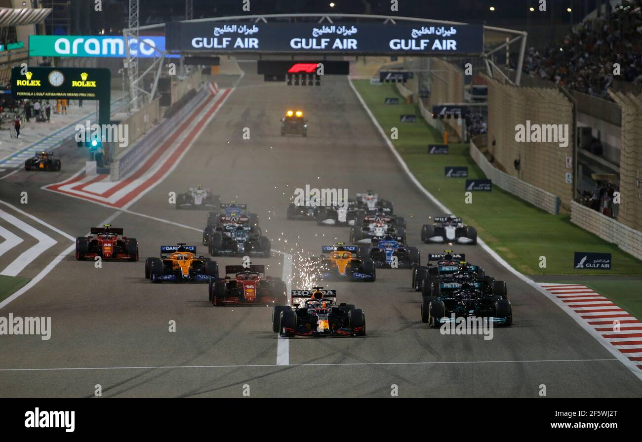 Formula One F1 - Bahrain Grand Prix - Bahrain International Circuit, Sakhir, Bahrain - March 28, 2021 Red Bull's Max Verstappen leads at the start of the race REUTERS/Hamad I Mohammed Stock Photo