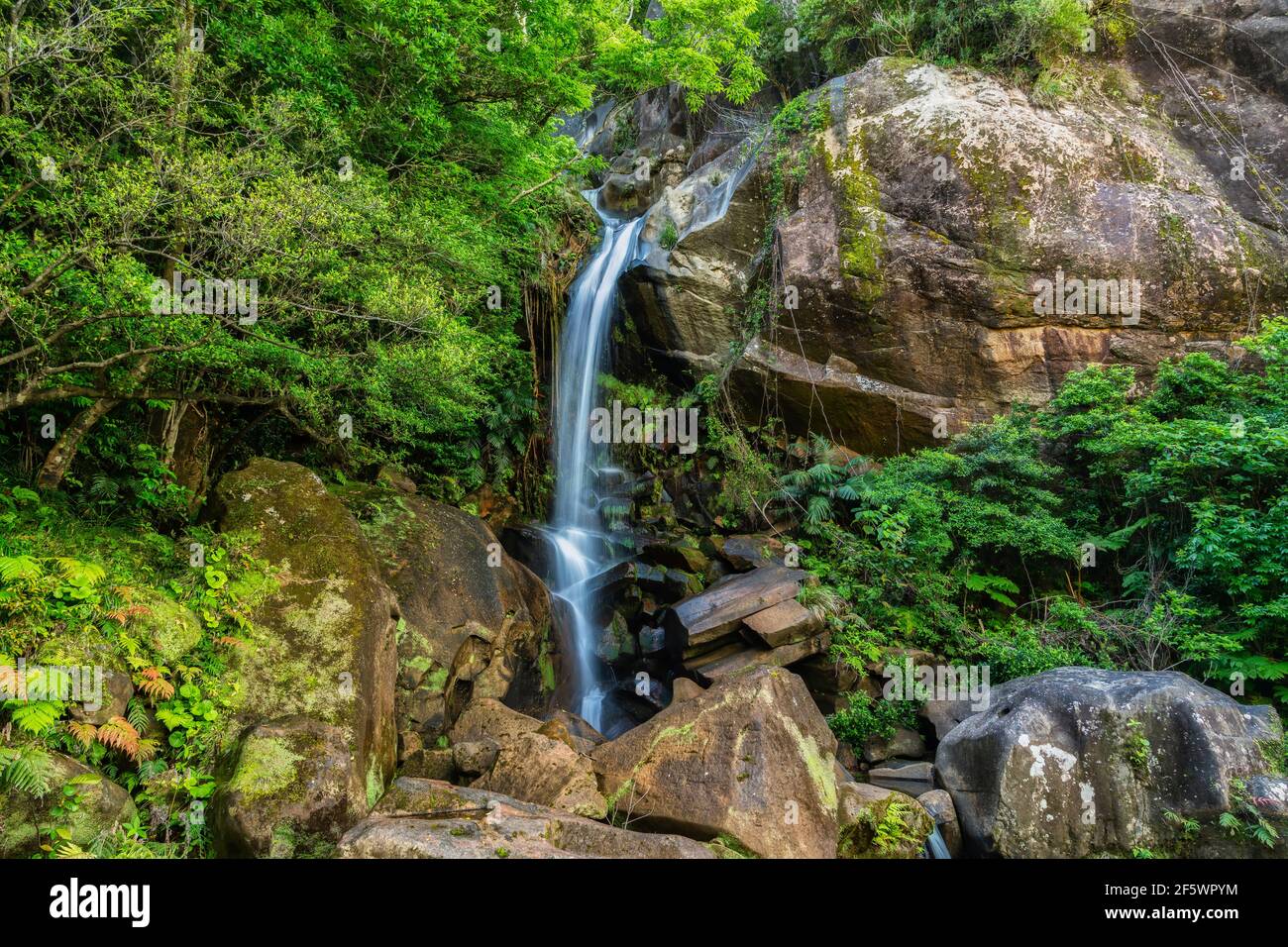 Todoroki Waterfall Hi Res Stock Photography And Images Alamy