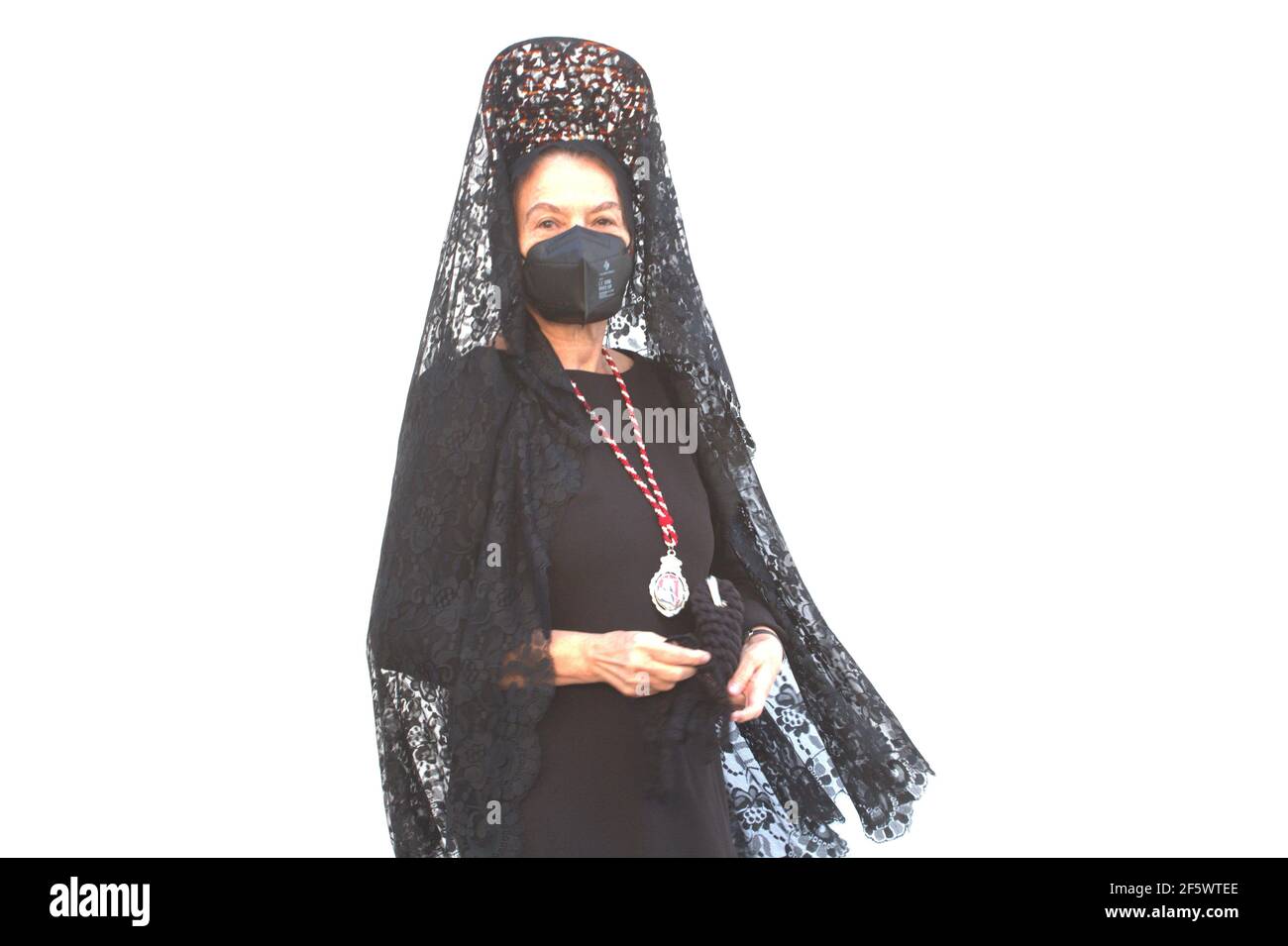 Holy Week in Adeje begins with the Mass of the Virgin of Dolores where the women for piety wear