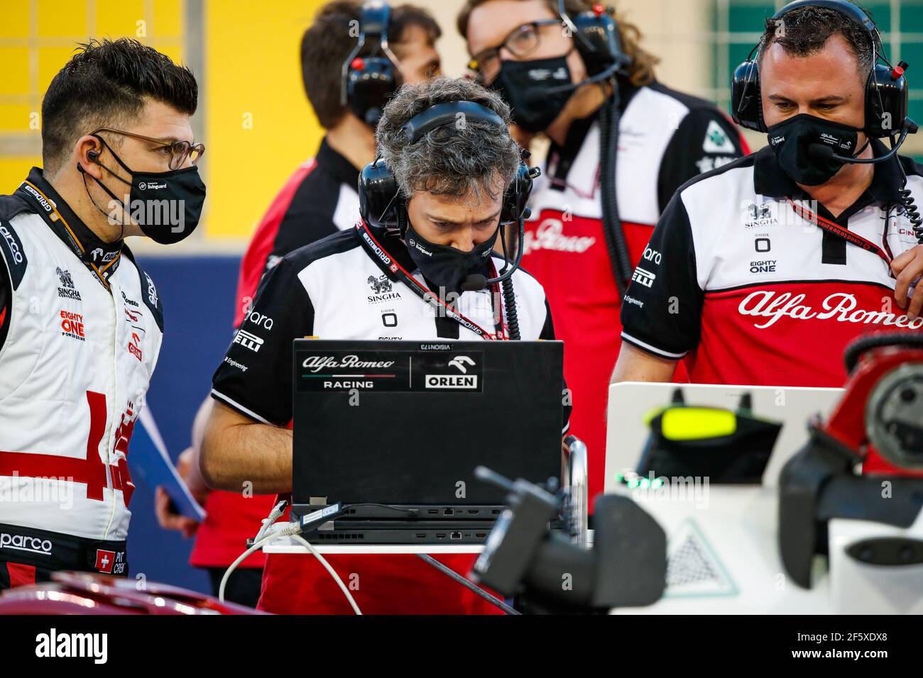 Alfa Romeo Racing ORLEN Team, Ferrari engineers ambiance during Formula 1 Gulf Air Bahrain Grand Prix 2021 from March 26 to 28, 2021 on the Bahrain International Circuit, in Sakhir, Bahrain - Photo Florent Gooden / DPPI / LiveMedia Stock Photo