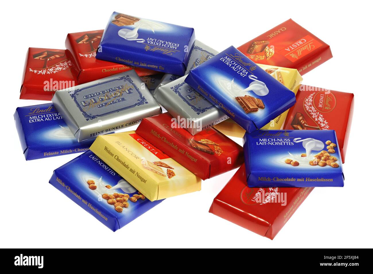 Lindt chocolate bars hi-res stock photography and images - Alamy