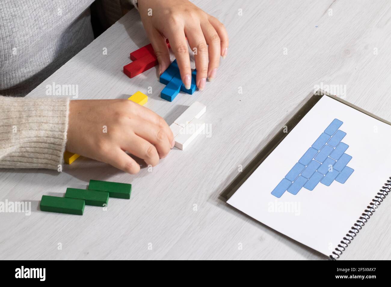The Wall Board Game Stock Photo Alamy