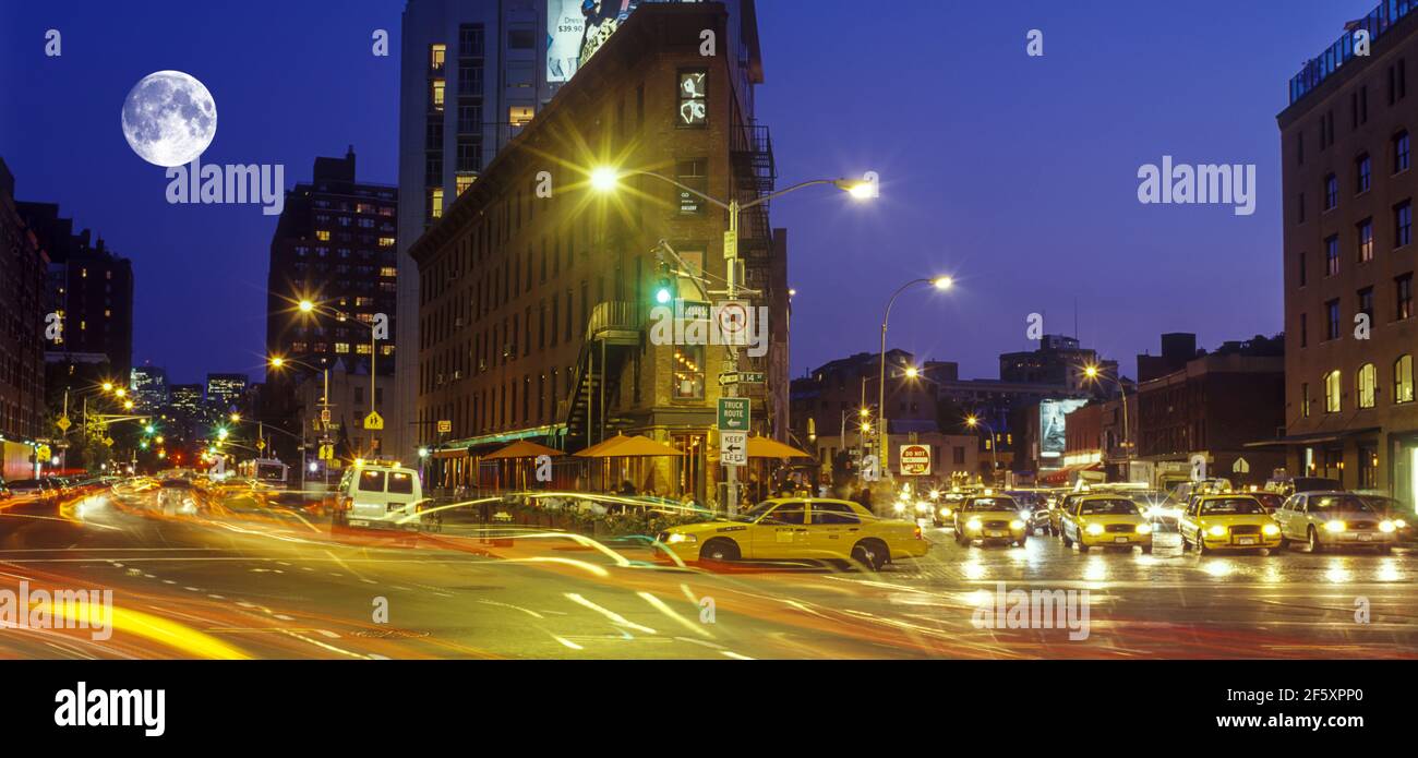Street scene early 2000s hi-res stock photography and images - Alamy