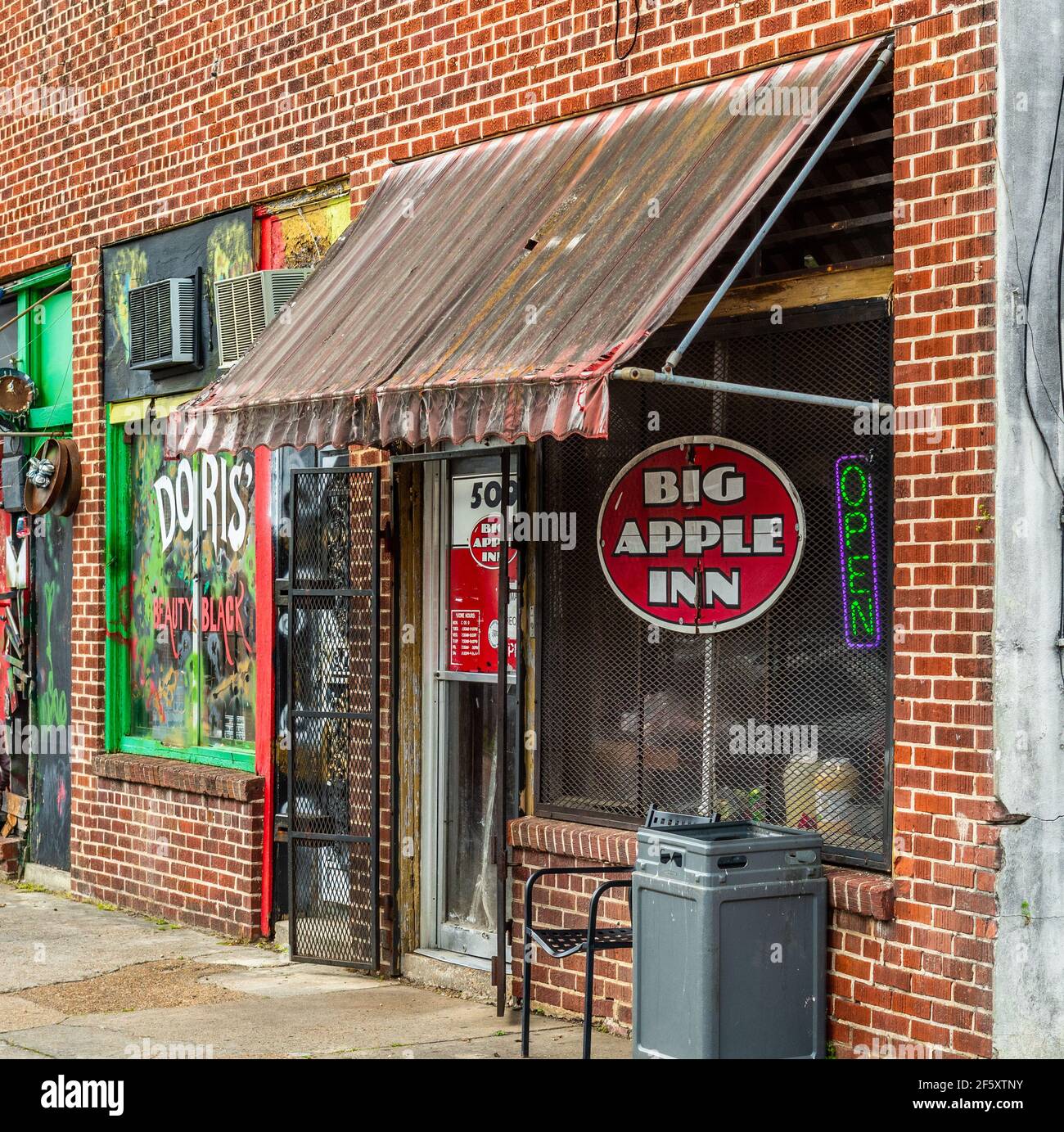Big Apple Inn on Farish Street famous for pig’s ear sandwiches and as a gathering place during the Civil Rights Movement, Jackson, Mississippi, USA. Stock Photo