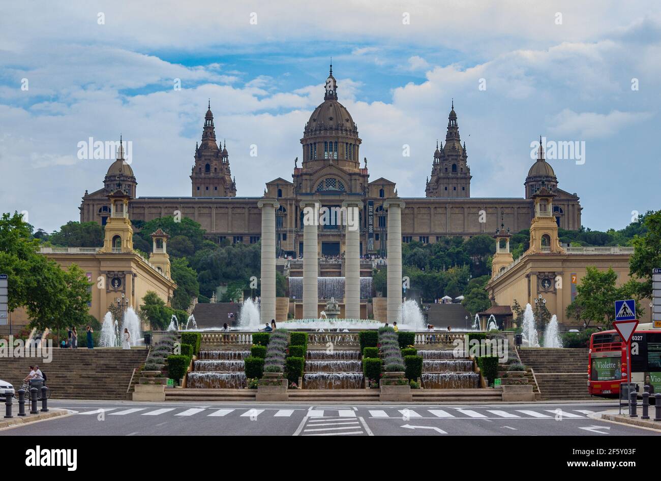 Lv barcelona hi-res stock photography and images - Alamy