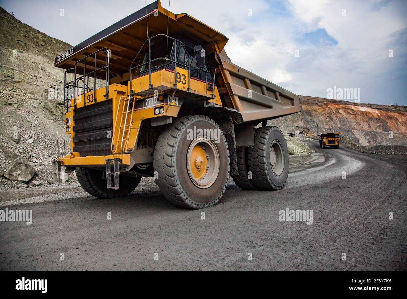 Transporting rocks hi-res stock photography and images - Alamy