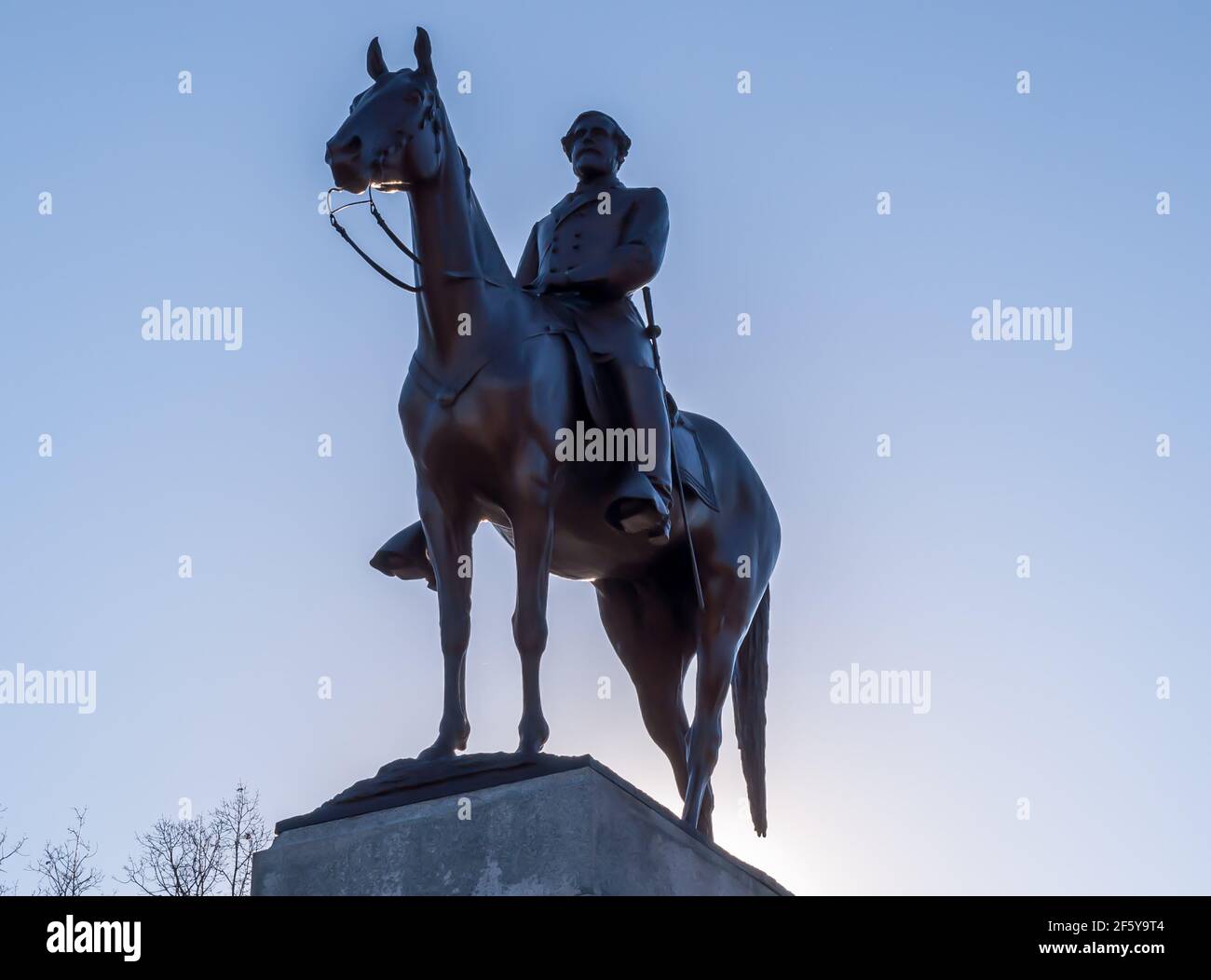 The statue of General Robert E. Lee on his horse Traveler at the top of