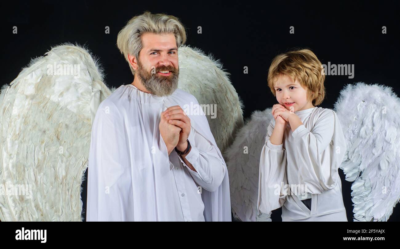 Angel costumes hi-res stock photography and images - Alamy