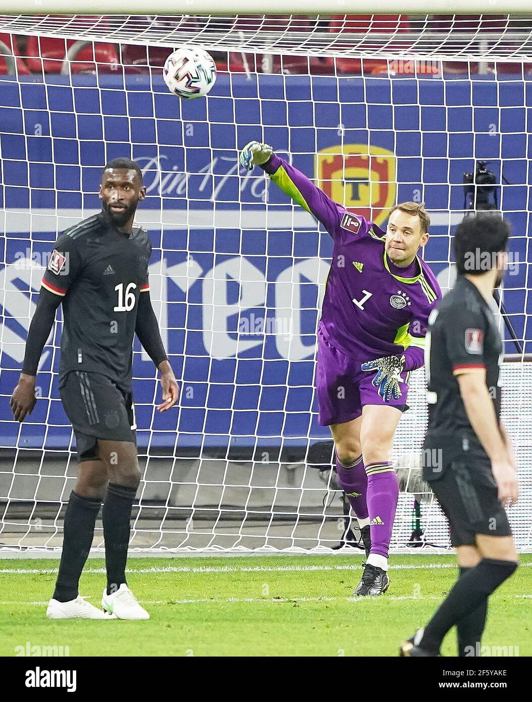 Manuel NEUER, DFB 1 goalkeeper, in the match ROMANIA, Germany. , . WM Quali,  Season 2020/2021, March 28, 2021 in Bucharest, Bukarest, Romania. Credit:  Peter Schatz/Alamy Live News Stock Photo - Alamy