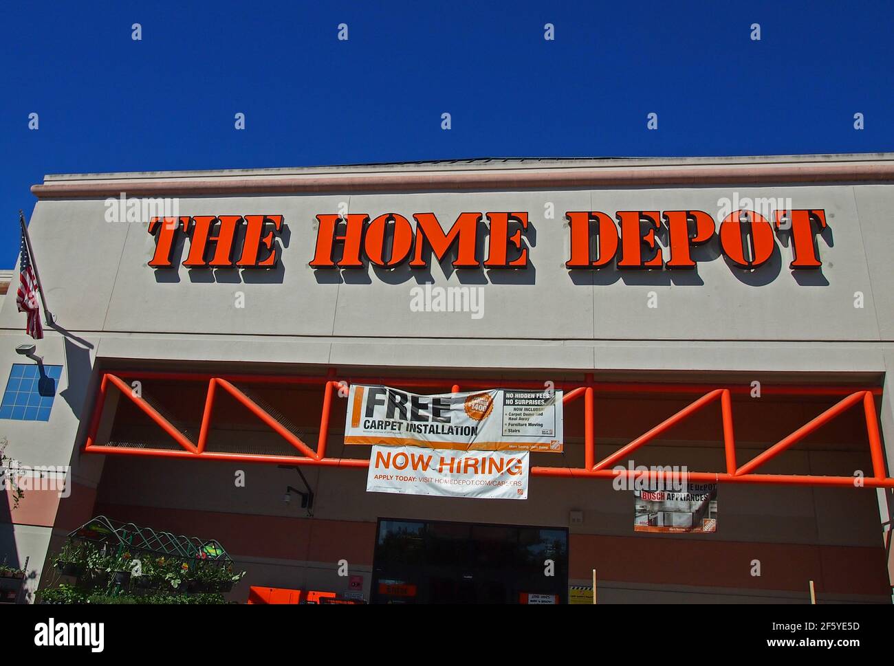 the Home Depot Store with now hiring banner in Union City California Stock Photo Alamy