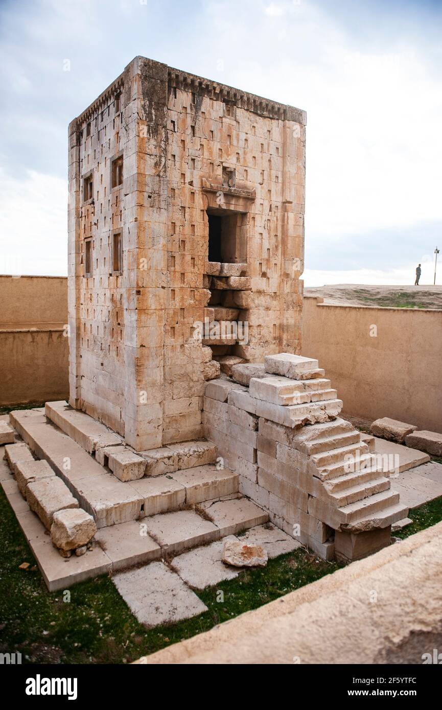 Vertical photo of the Cube of Zoroaster at the ancient Persian necropolis Naqsh-e Rostam near Persepolis in Iran Stock Photo