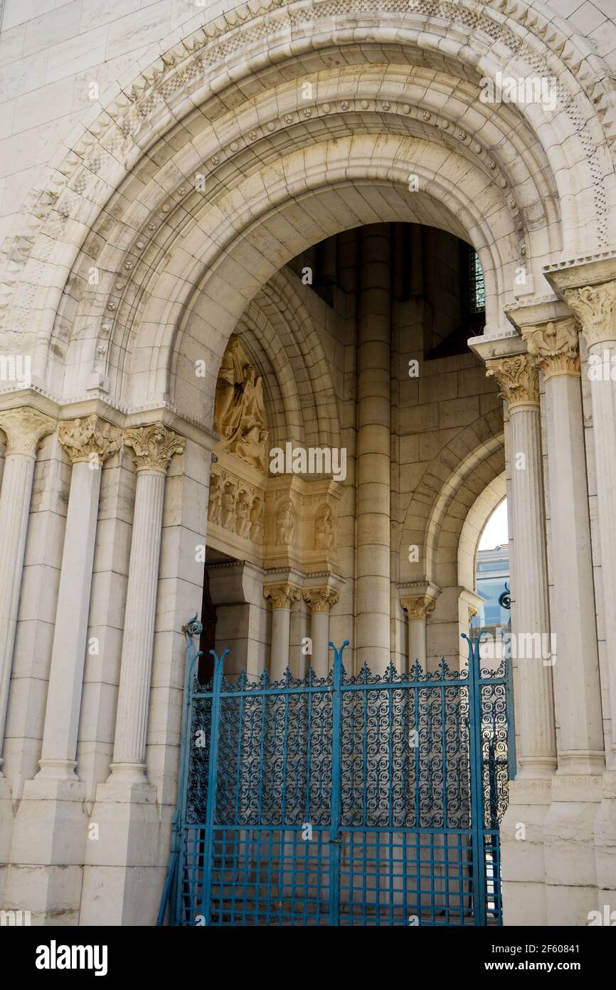 SaintApollinaire cathedral's gate, Valence, Drome, France Stock Photo