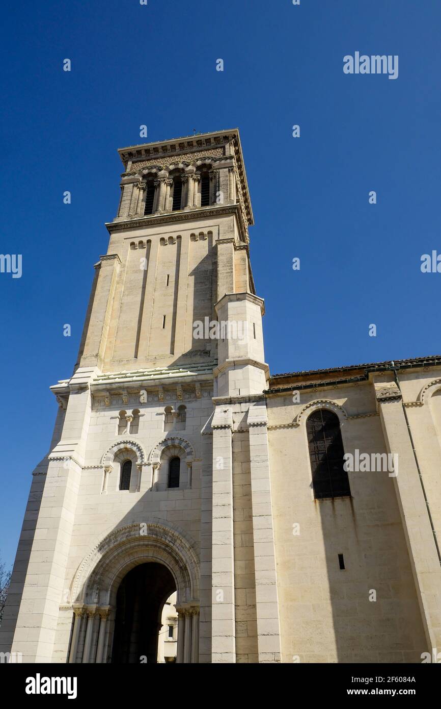 SaintApollinaire cathedral, Valence, Drome, France Stock Photo Alamy