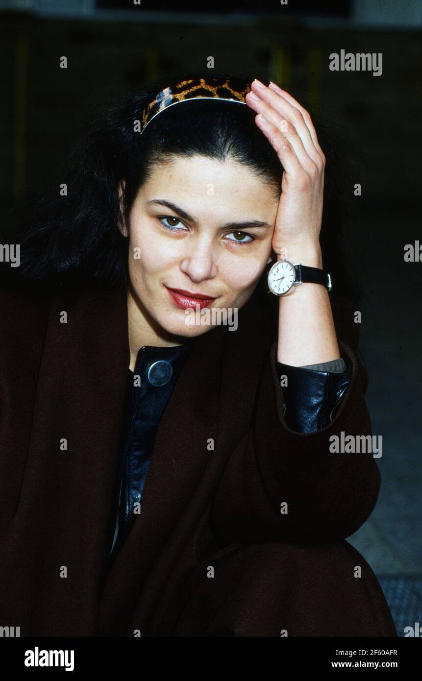Barbara Auer bei der Pressevorführung vom Fernsehfilm 'Herzlich Willkommen' in Hamburg, Deutschland 1990. Stock Photo
