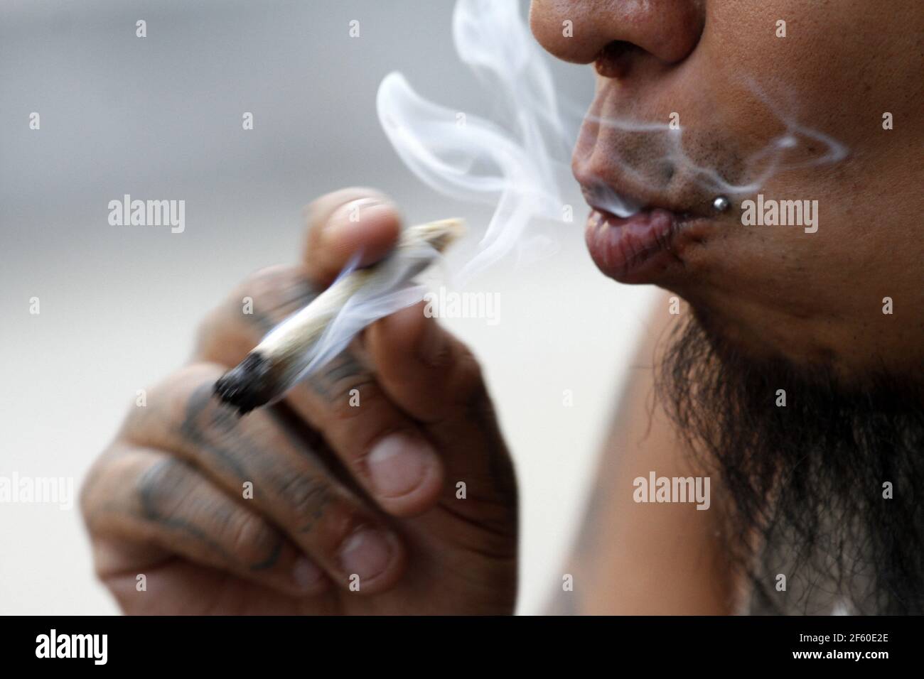 nausea smoking cigarettes Fact: cigarettes contain rat poison. The good news? When you quit, within hours your body starts ridding itself of toxins. Free support is in the bio nausea smoking cigarettes Fact: cigarettes contain rat poison. The good news? When you quit, within hours your body starts ridding itself of toxins. Free support is in the bio