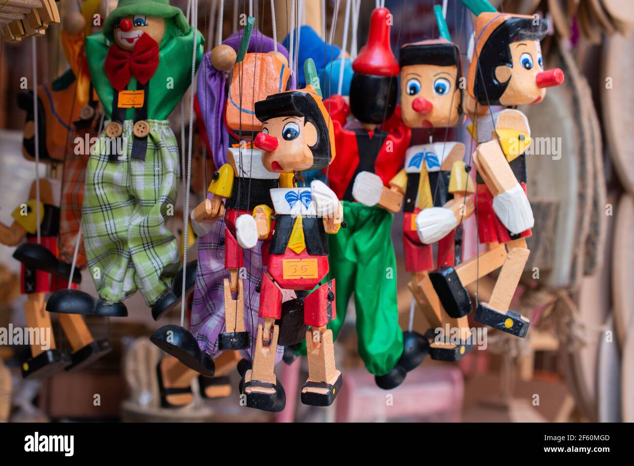 Pinocchio Toy Figure Doll Wood Italy Puppet Fridge Magnet 