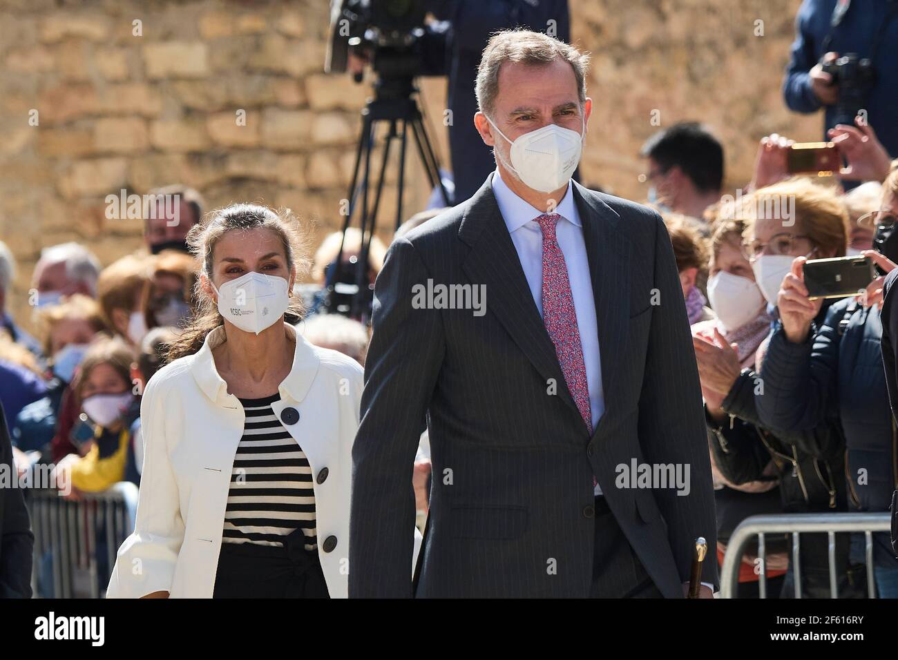 Fuendetodos, Aragon, Spain. 29th Mar, 2021. King Felipe VI of Spain, Queen Letizia of Spain visit Fuendetodos in the framework of the commemoration of the 275th anniversary of the birth of Francisco de Goya at Goya's birthplace on March 29, 2021 in Fuendetodos, Spain Credit: Jack Abuin/ZUMA Wire/Alamy Live News Stock Photo