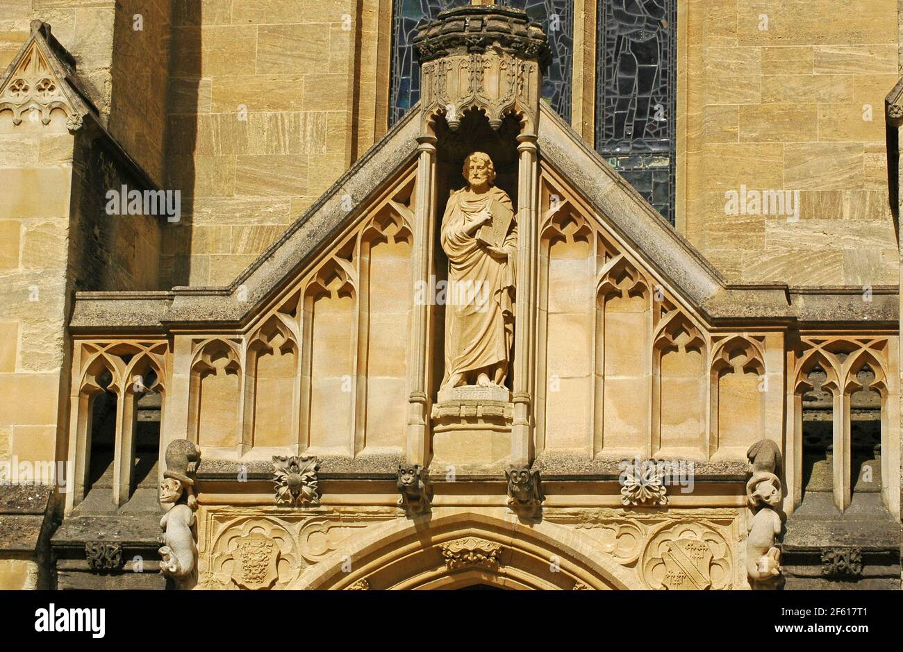 Carvings above a door, Mansfield College, Oxford. England, UK. Stock Photo