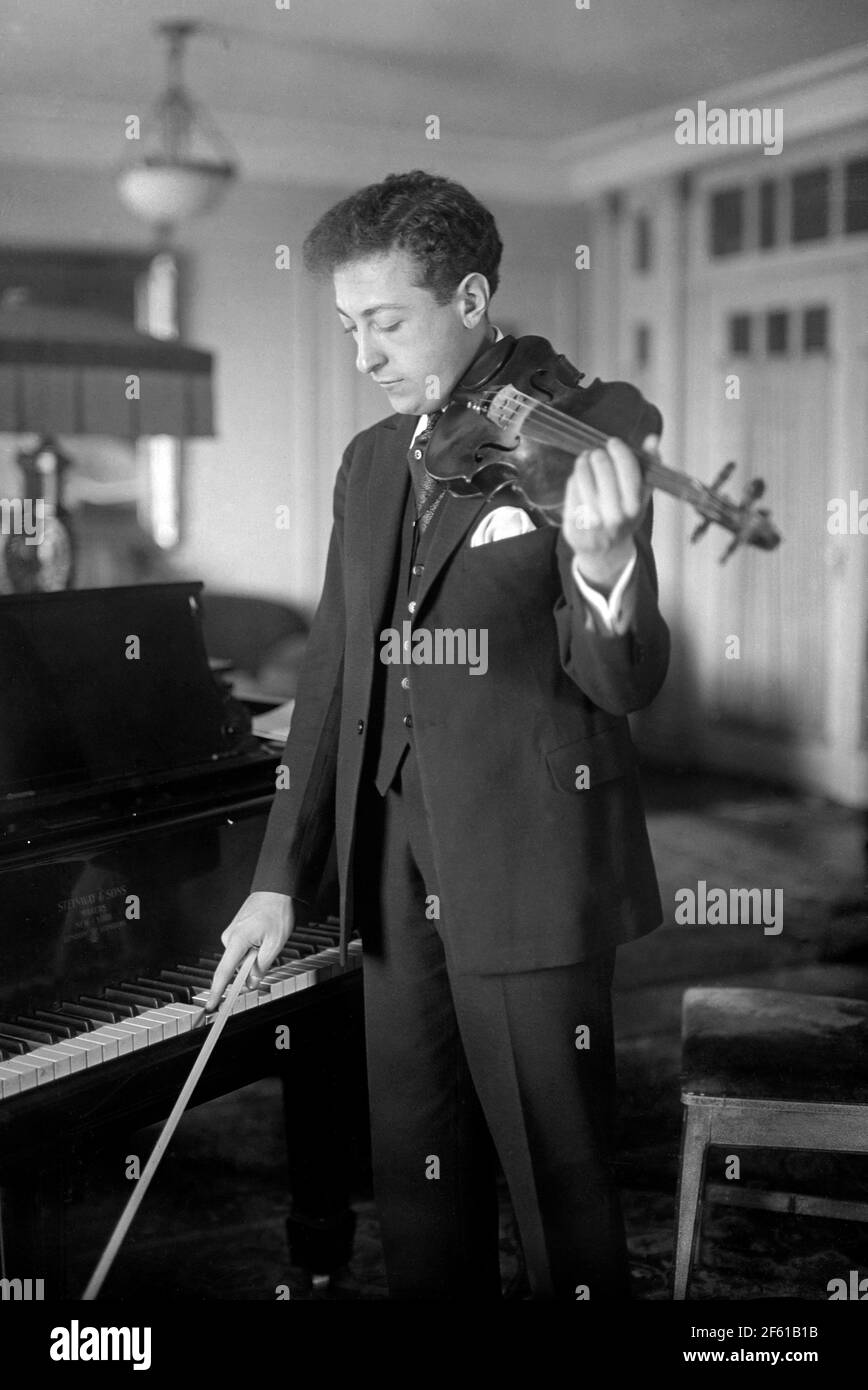 Jascha Heifetz, Russian-American Violinist Stock Photo