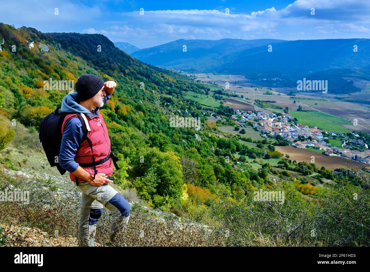 Mature male hiker backpack rucksack hi-res stock photography and images ...