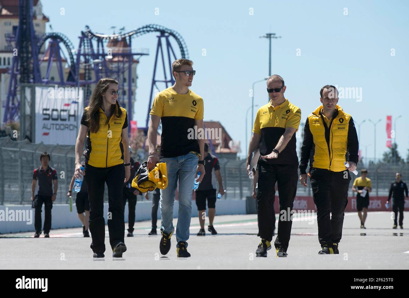 Renault keeps Sirotkin as F1 reserve | Daily Sabah