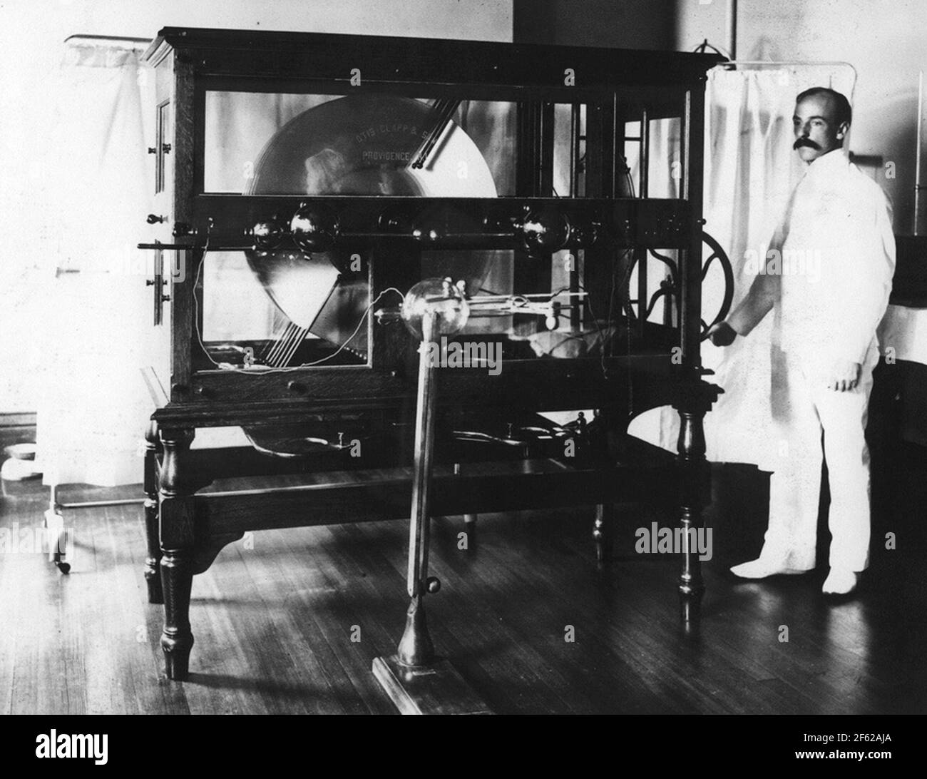 Otis Clapp & Son XRay Machine, 1896 Stock Photo Alamy