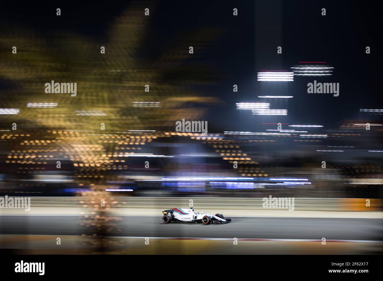 Massa Felipe Bra Williams F1 Mercedes Fw40 Action During 17 Formula 1 Fia World Championship Bahrain Grand Prix At Sakhir From April 13 To 16 Photo Antonin Vincent Dppi Stock Photo Alamy