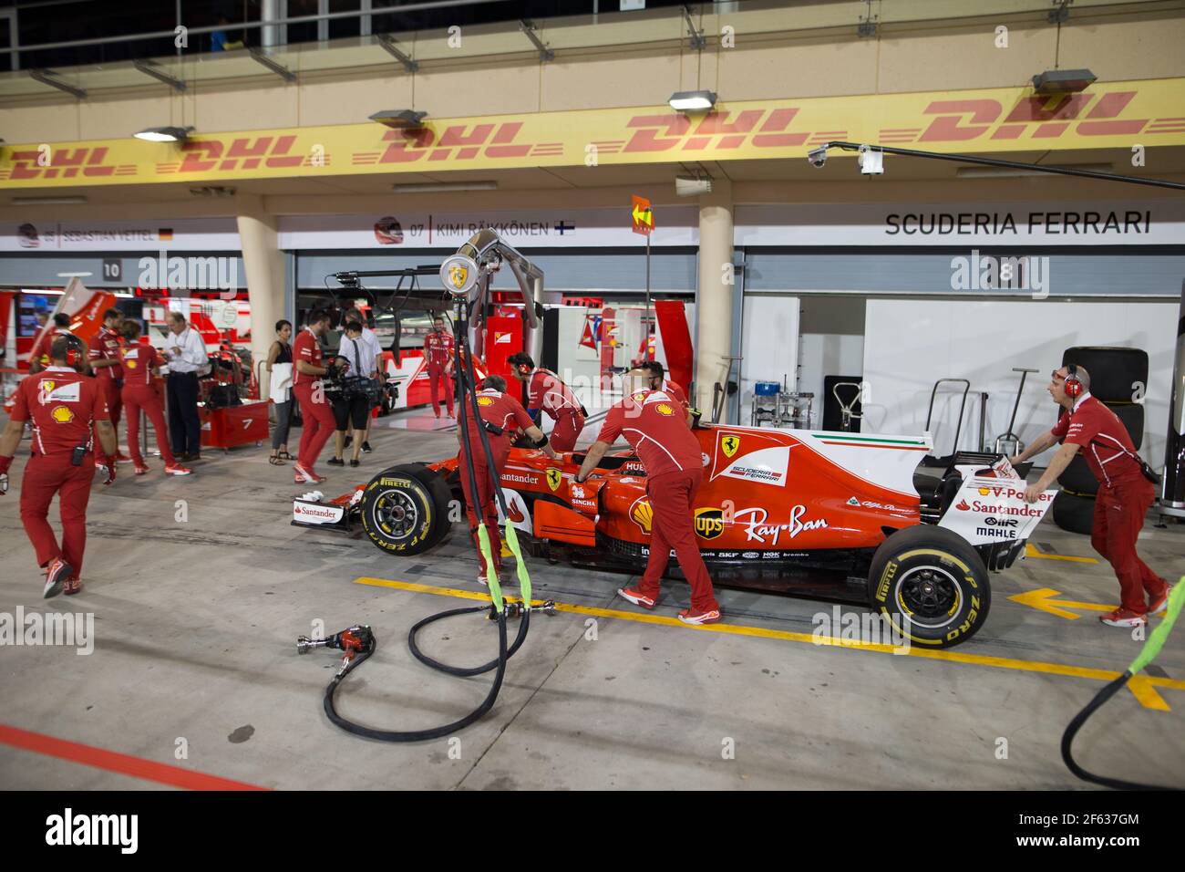 Ferrari pit stop hi-res stock photography and images - Alamy