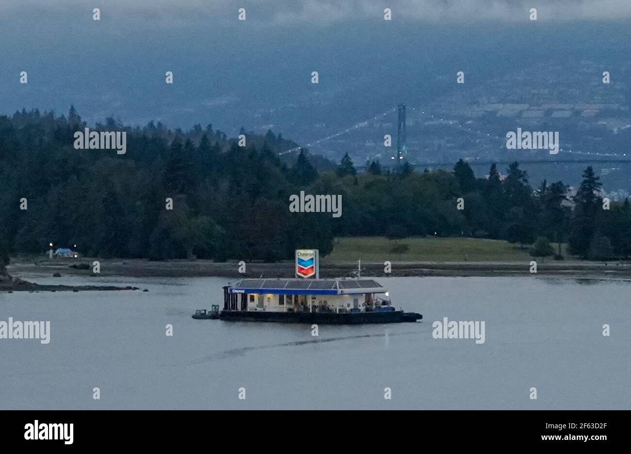 White eagle gas station hires stock photography and images Alamy