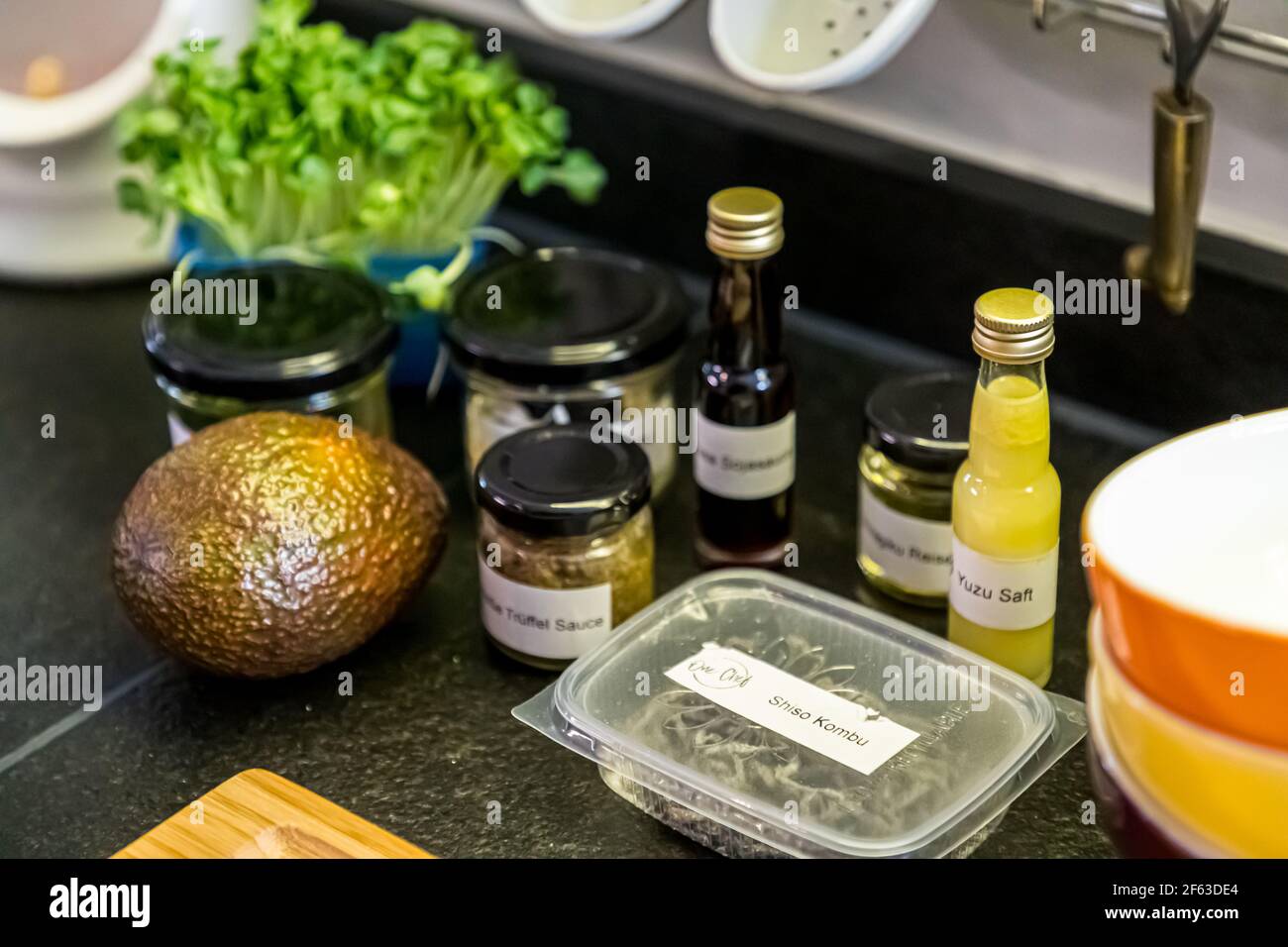 Online cooking course with the head chef Song Lee from the restaurant Nikkei Nine in Hamburg. Mis en place for relaxed online cooking Stock Photo